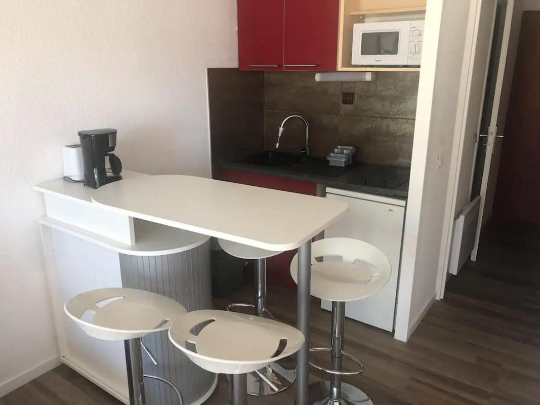 Studio Tres Beau Quartier Le Ponant Avec Piscine Residence Port Vincent La Grande Motte Bagian luar foto